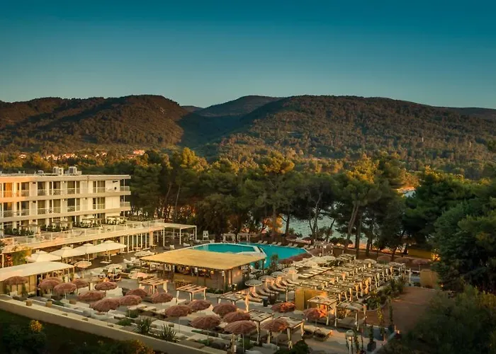 Places Hvar Hotel By Valamar Stari Grad 