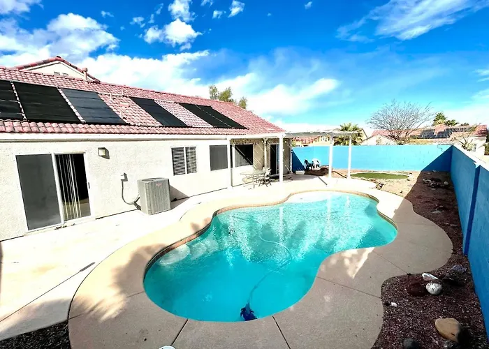 Sweet Spacious 5 Bdrm Home With Pool Las Vegas