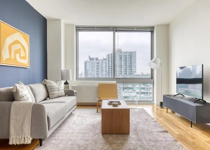 Lic 1Br W Wd Elevator Doorman Nr E River Nyc-852 New York