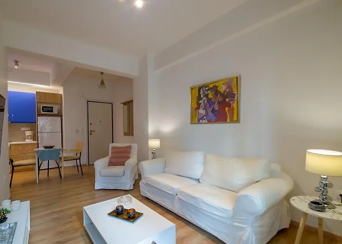 Nice 1Bd Apartment Close To Metro Station Ampelokipoi Athen