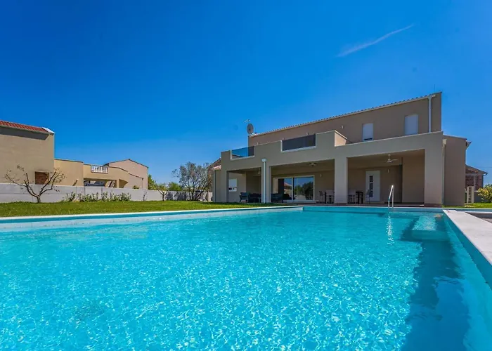 Villa Arancin Novigrad By Istriaselect Villas Brtonigla