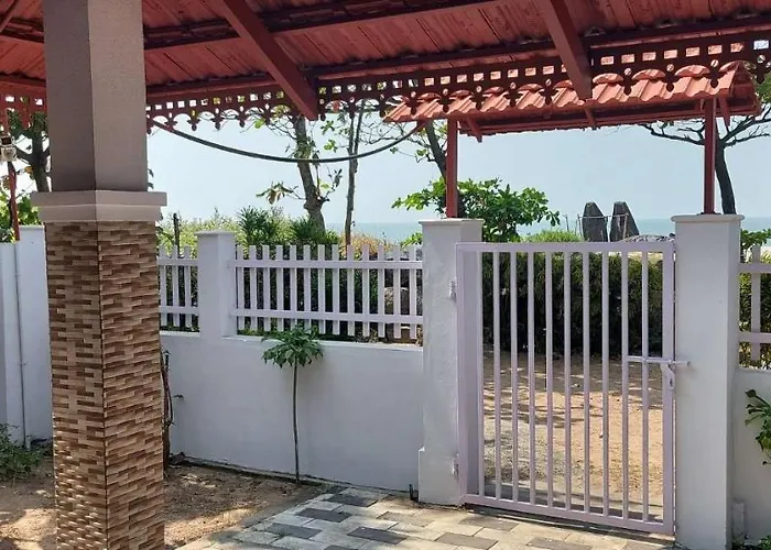 Happy Seas Beach Villa Alappuzha