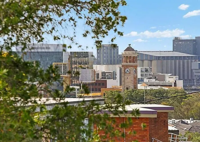 Tranquil Apartment In The City Newcastle