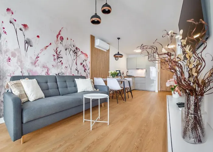 Apartament Flowers Z Parkingiem Perlowa Przystan - Holiday City Kolberg