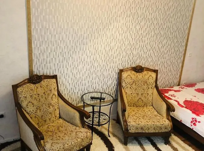 Satpaeva 13 Cozy Studio Apartment In The Center Atyraū