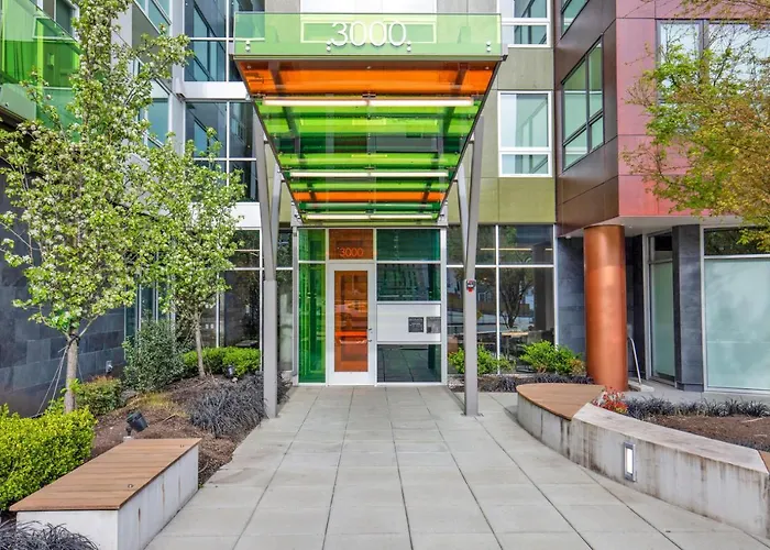 Columbia City Studio W Wd Gym Nr Light Rail Sea-347 Seattle