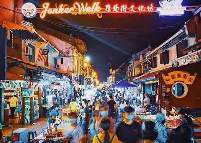 # J Homestay 15Pax -4Room-Town Area Malacca
