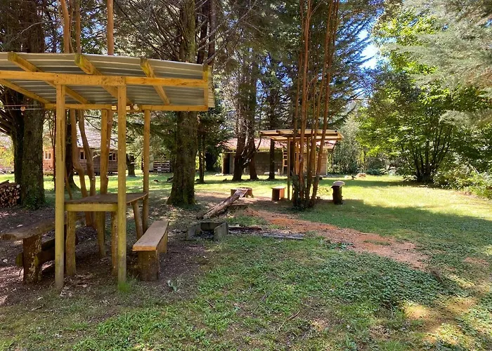 Bosque Patagonico Cabanas Y Camping Hornopiren