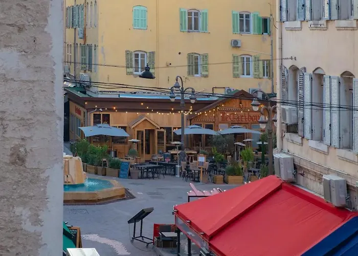 *Appartement Climatise Au Coeur Du Vieux Port* Marseilles