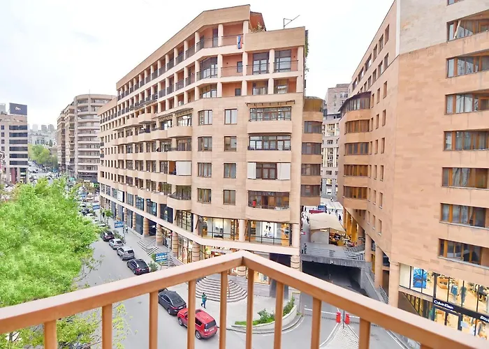 Prime Apartment 2 Bedrooms 2 Bathrooms Erivan