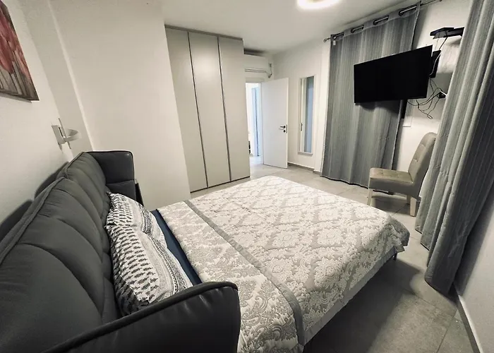 Luxury 3 Rooms Apartament - Nearthesea Bat Yam