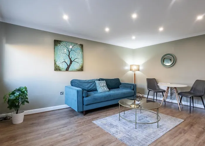 ** Modern Merchant City 1 Bed Apartment With Free Parking ** Glasgow