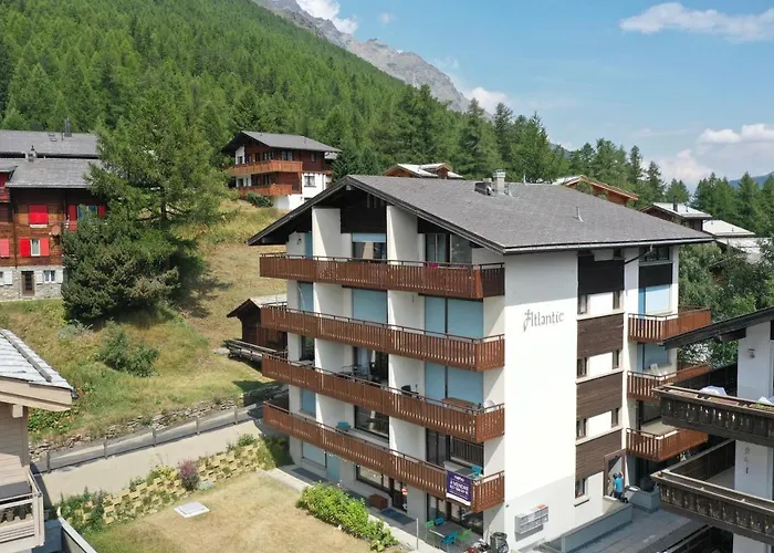 Kuscheliges Nest für zwei: Günstiges Studio in den Schweizer Alpen Saas-Fee