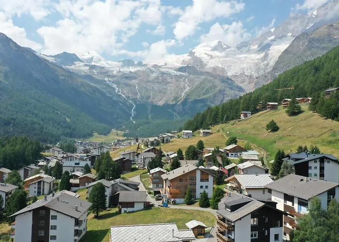 Kuscheliges Nest für zwei: Günstiges Studio in den Schweizer Alpen Saas-Fee