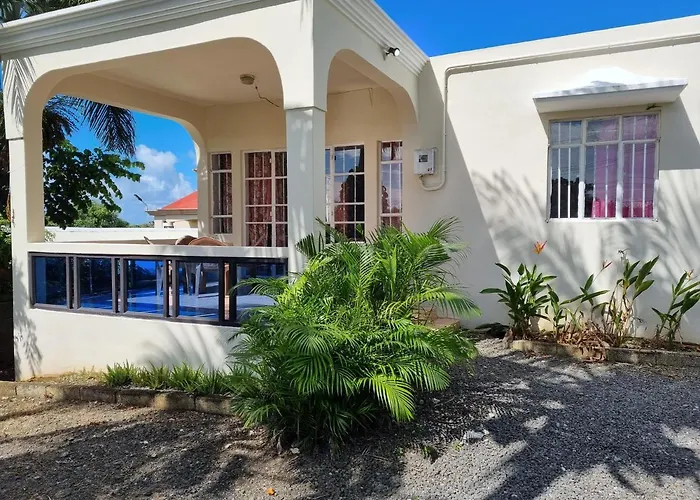 Le Soleil Villa Centre de Flacq