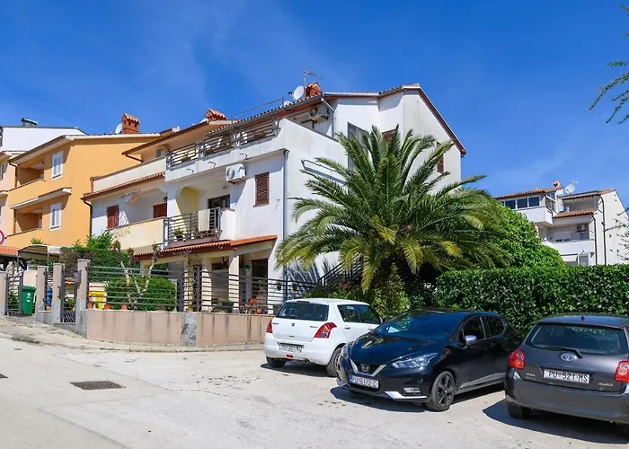 Apartments With Wifi Pula - 20346