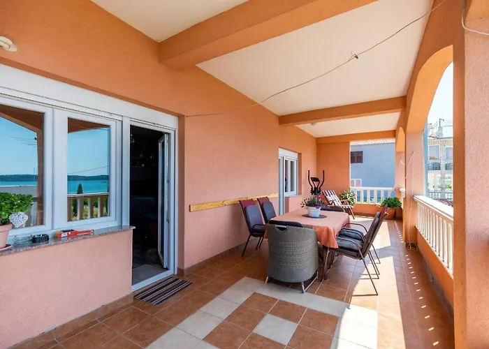 Apartment Lotus Trogir