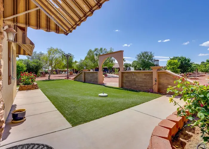 Idyllic Las Vegas Oasis With Outdoor Pool!