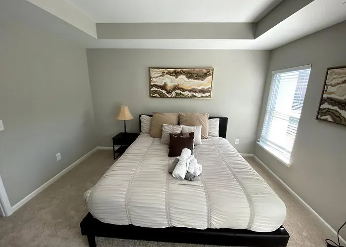 Brand New Home Mins To Airport Atlanta