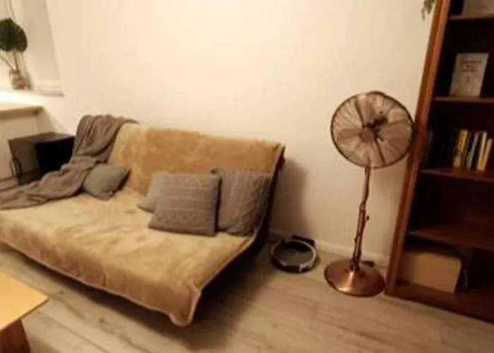 2Rm - Spacious & Quiet - Center 15 Min - Metro 2 Min - By Globe Nests Warschau