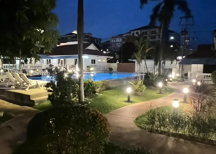 Resort 5-3Br Huge Pool, Bbq, 300M-Beach, 8 Mins To Walking Street Pattaya
