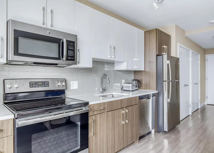 N Station Studio W Gym Wd Nr Td Garden Bos-637 Boston