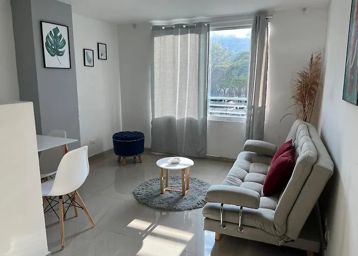 Hermosos Apartamentos Con Excelente Ubicacion Cali