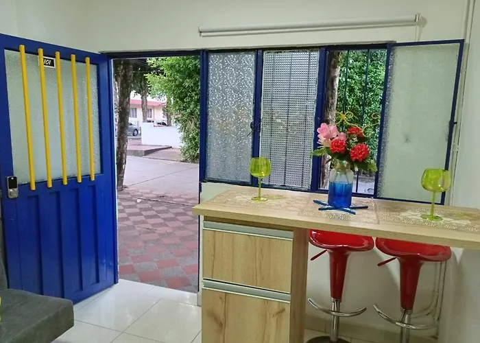 Aparta Estudio 101 Primer Piso Ibagué