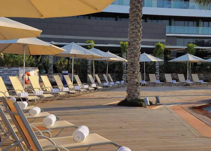 Hotel Yas Plaza Bay By Ihg Abu Dhabi