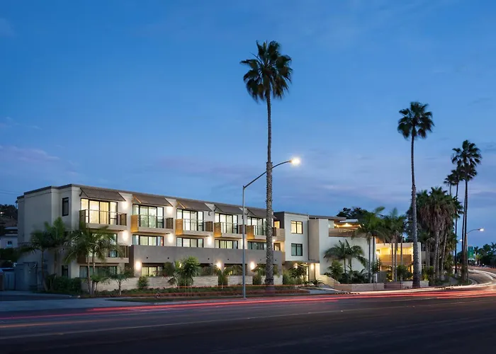 Holiday Inn Express And Suites La Jolla - Windansea Beach, And Ihg Hotel San Diego