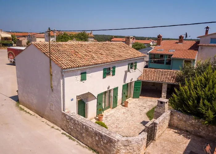Villa In Istria Near Stunning Beaches Pula