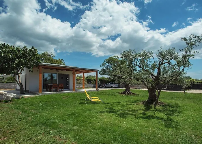 Holiday Home Fa Ana Near Beach Fažana