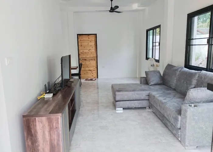 Okat Pool Villa Khanom
