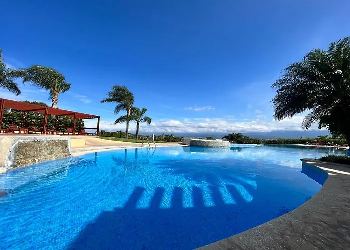 Cr Mariposa Rentals Comfortable Penthouse, Ac, Pool, Gym, Tennis Santa Ana 