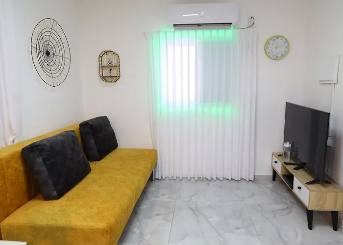 Ferienwohnung דירת אירוח Vip רק 5 דקות נסיעה מהים חלום של מקום Aschkelon