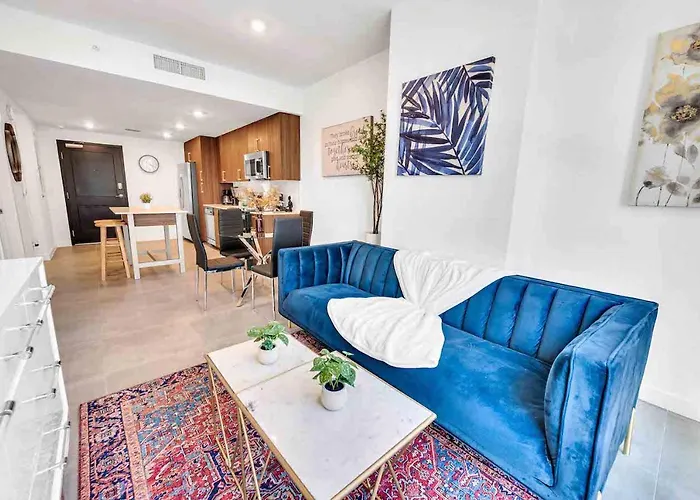 Charming Apt In The Heart Of Downtown With Free Parking Miami