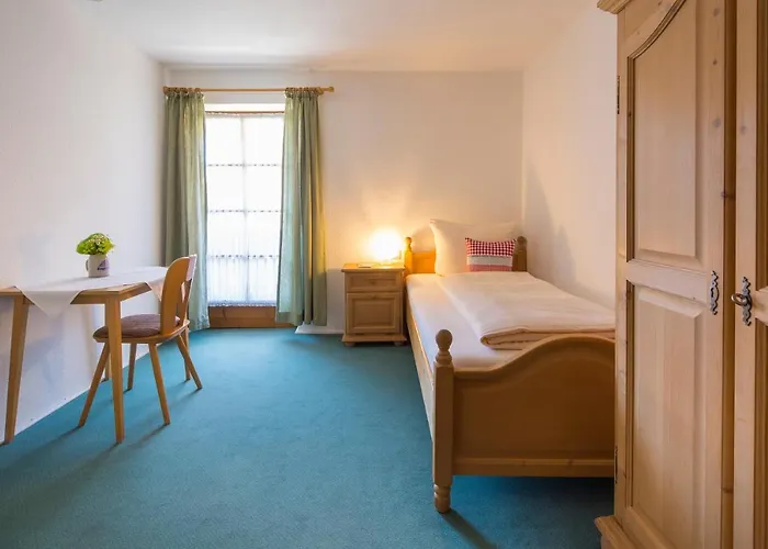 Hotel Landgasthof Rossle Oy-Mittelberg