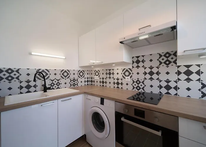 Appartement Neuf Tout Equipe Avec Garage Privatif Marseilles