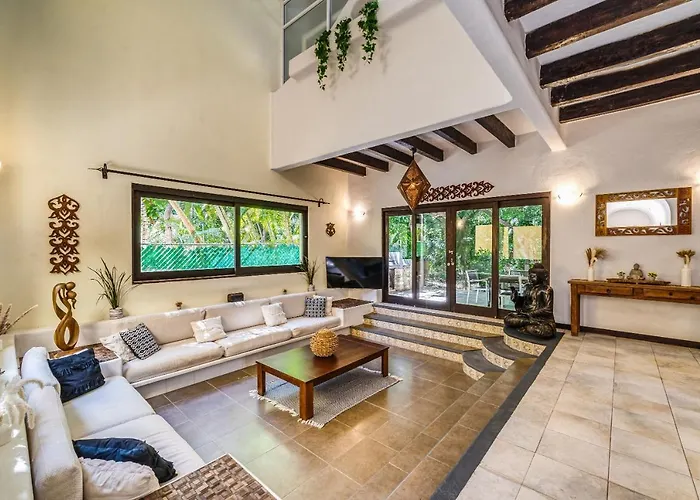 Beautiful House In Playacar 4 Bedrooms With Ac Playa del Carmen