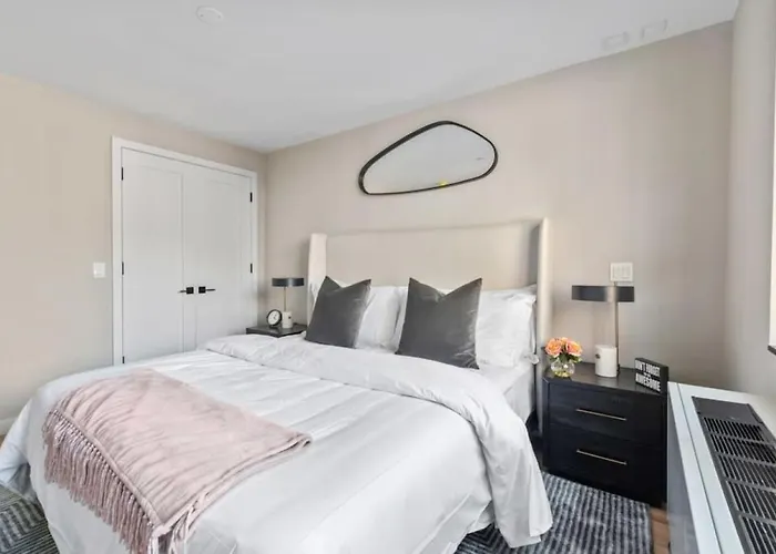 3Br Penthouse With Massive Private Rooftop New York