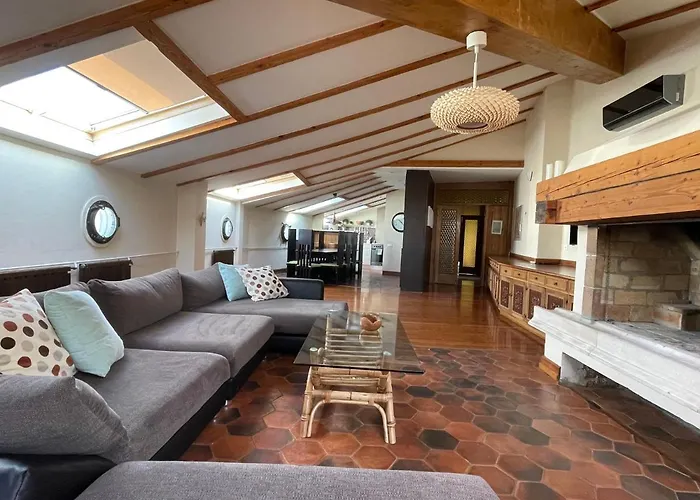 Unique Spacious Apartment With Terrace Piran