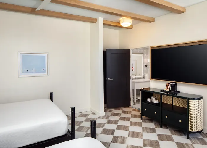 Hotel Casa Marina Key West, Curio Collection By Hilton