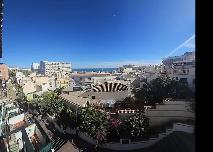 Symphony Sunrise, With Stunning Sea Views And Short Walk To The Beach By Namaste Elite Torremolinos