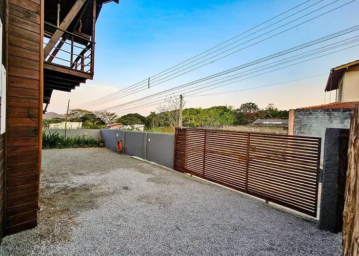 Casa De Praia Ampla E Confortavel Em Governador Celso Ramos
