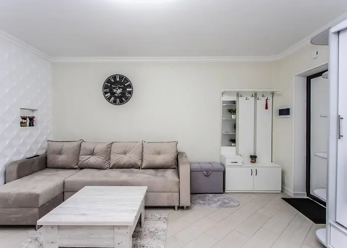 Ferienwohnung Starrent Lev Tolstoi Kischinau