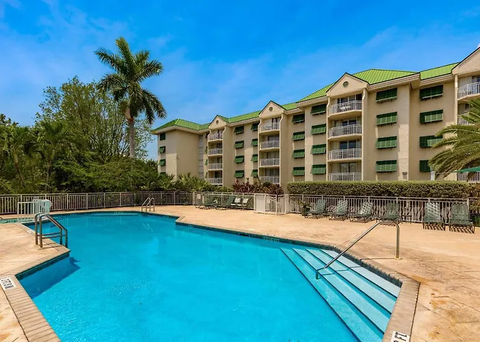 Sunrise Suites - Martinique Suite 108 Key West