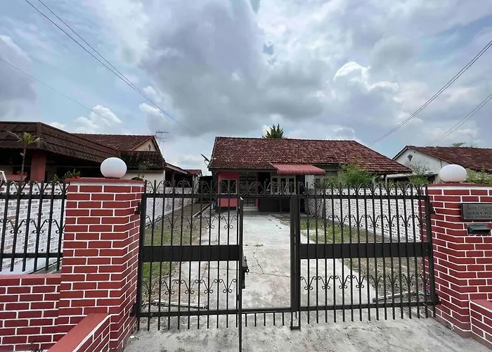 Villa Wi-Fi 100Mb Free Ipoh Happy Big House Semid Th24 16 Pax