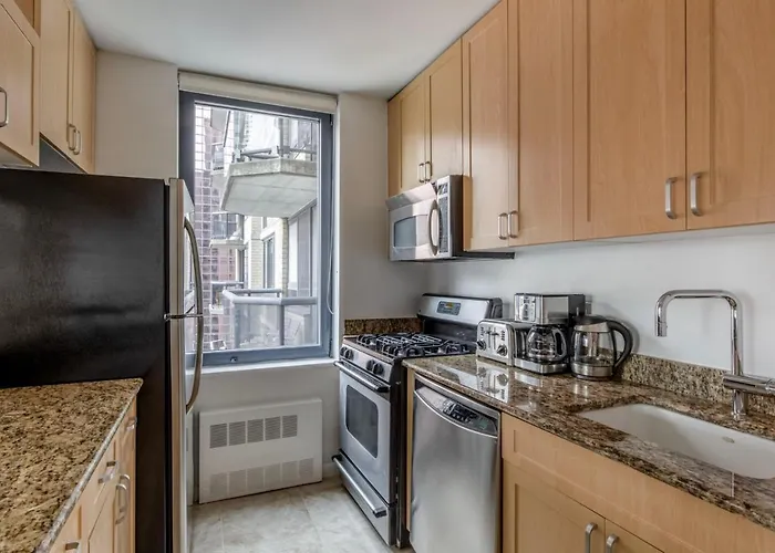 Ferienwohnung Midtown 1Br W Elevator Gym Nr Times Square Nyc-1350 New York
