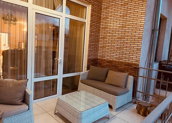 Bright And Modern 4Br Apartment - Center Of Erivan