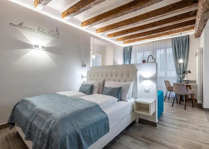 Maison Valentina Meran